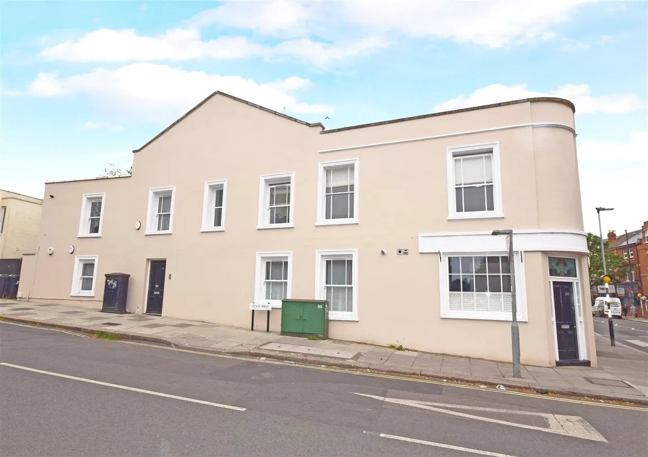 Kings Road, Richmond, TW10, photo 6