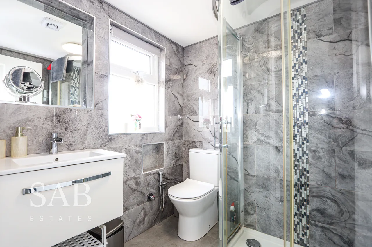 Ferrymead Avenue, Greenford, UB6, photo 17
