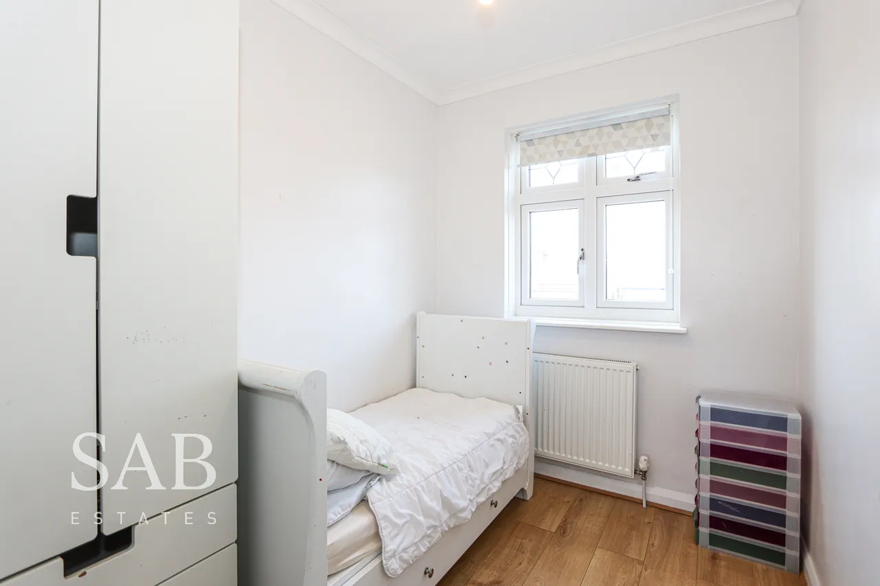 Ferrymead Avenue, Greenford, UB6, photo 14