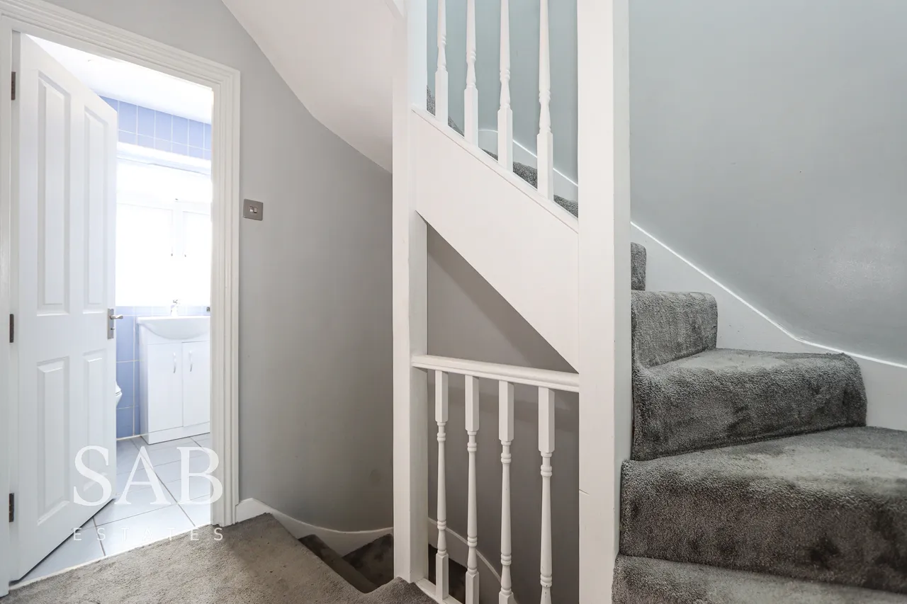 Ferrymead Avenue, Greenford, UB6, photo 15