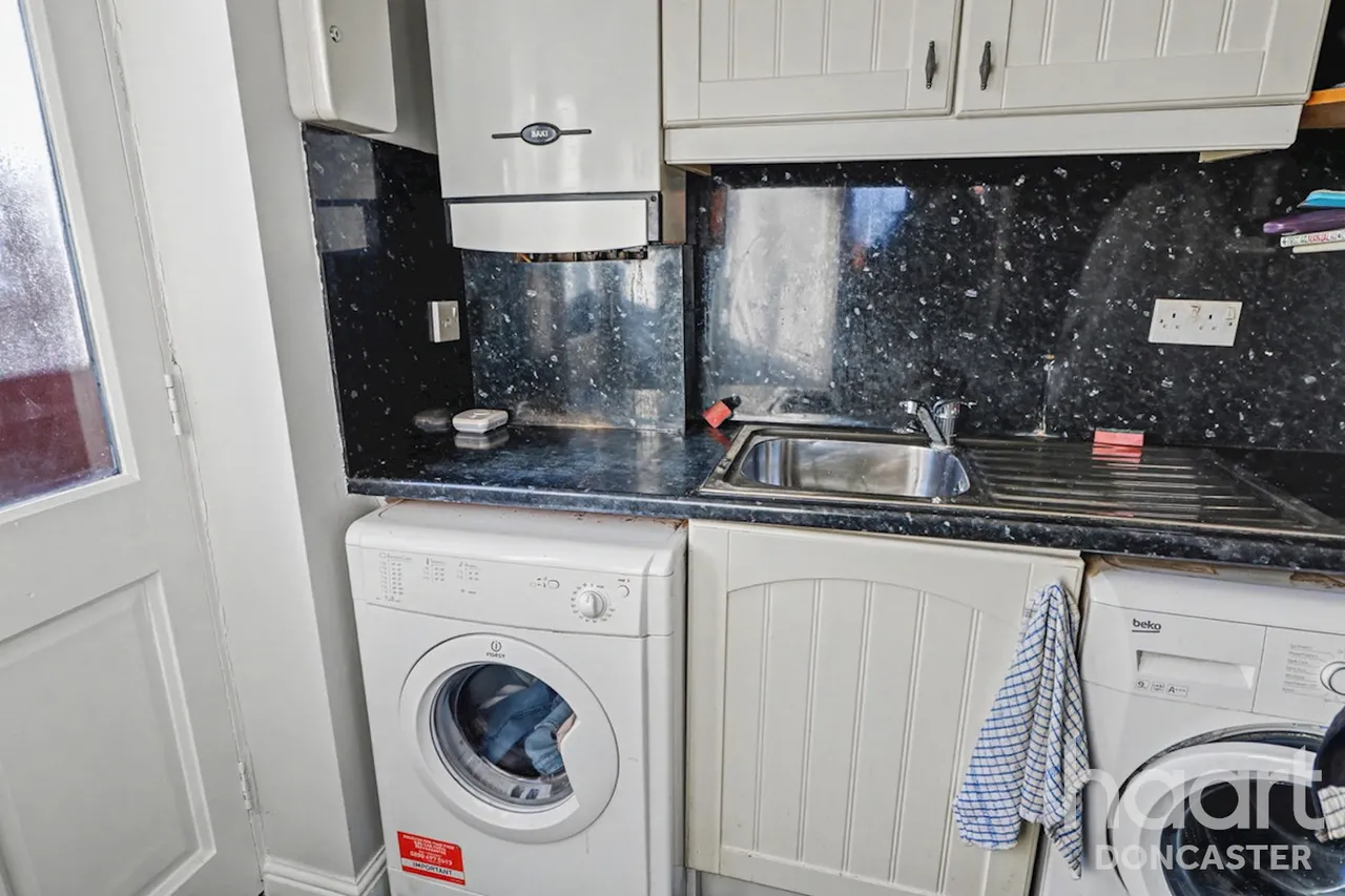 Lord Porter Avenue, Stainforth, DN7, photo 13