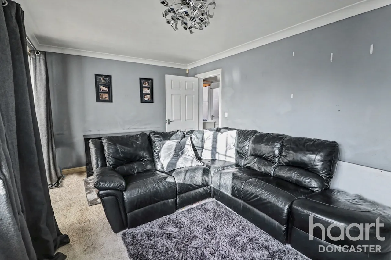 Lord Porter Avenue, Stainforth, DN7, photo 6