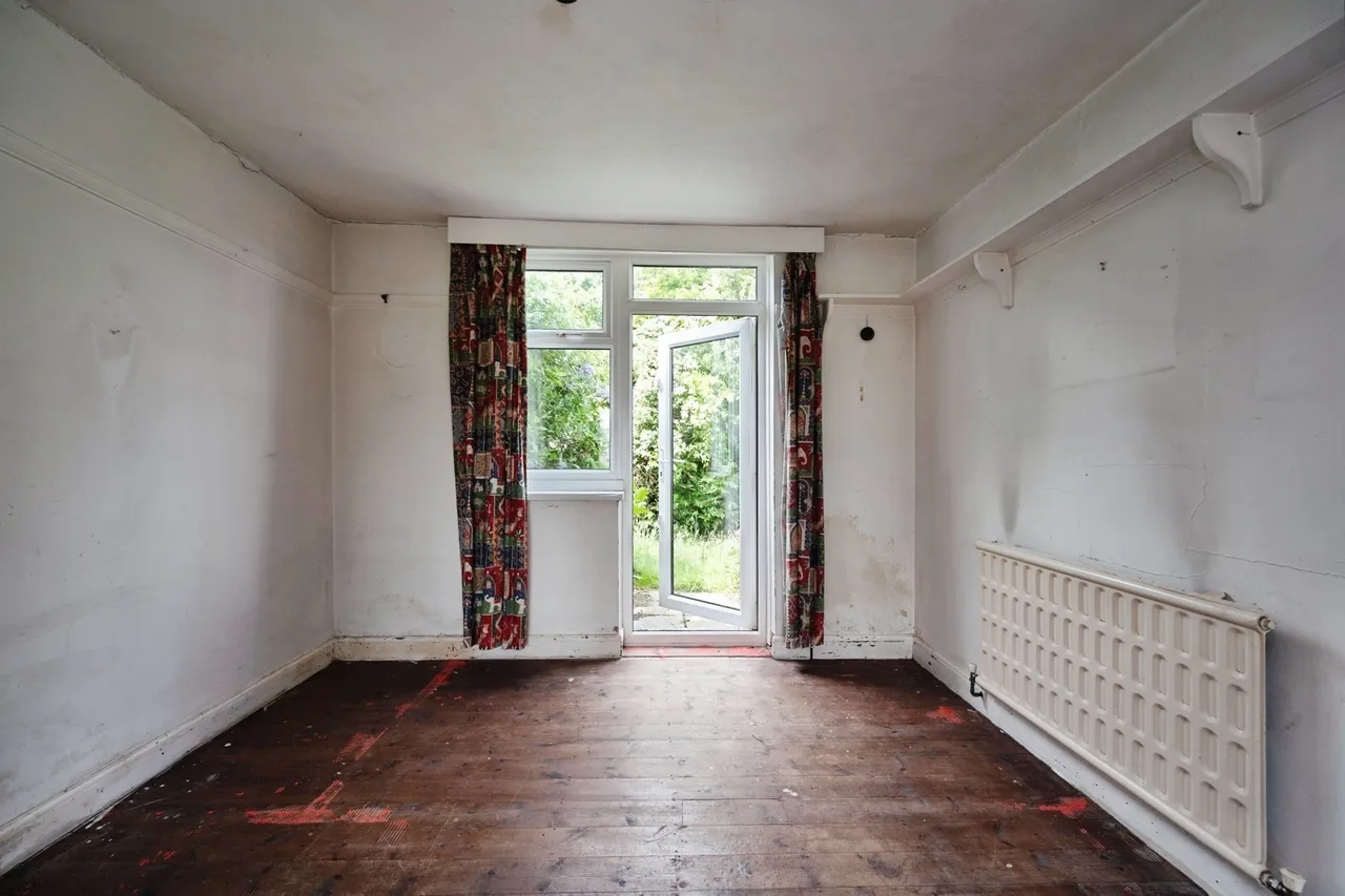 Sea Front Estate, Hayling Island, PO11, photo 11