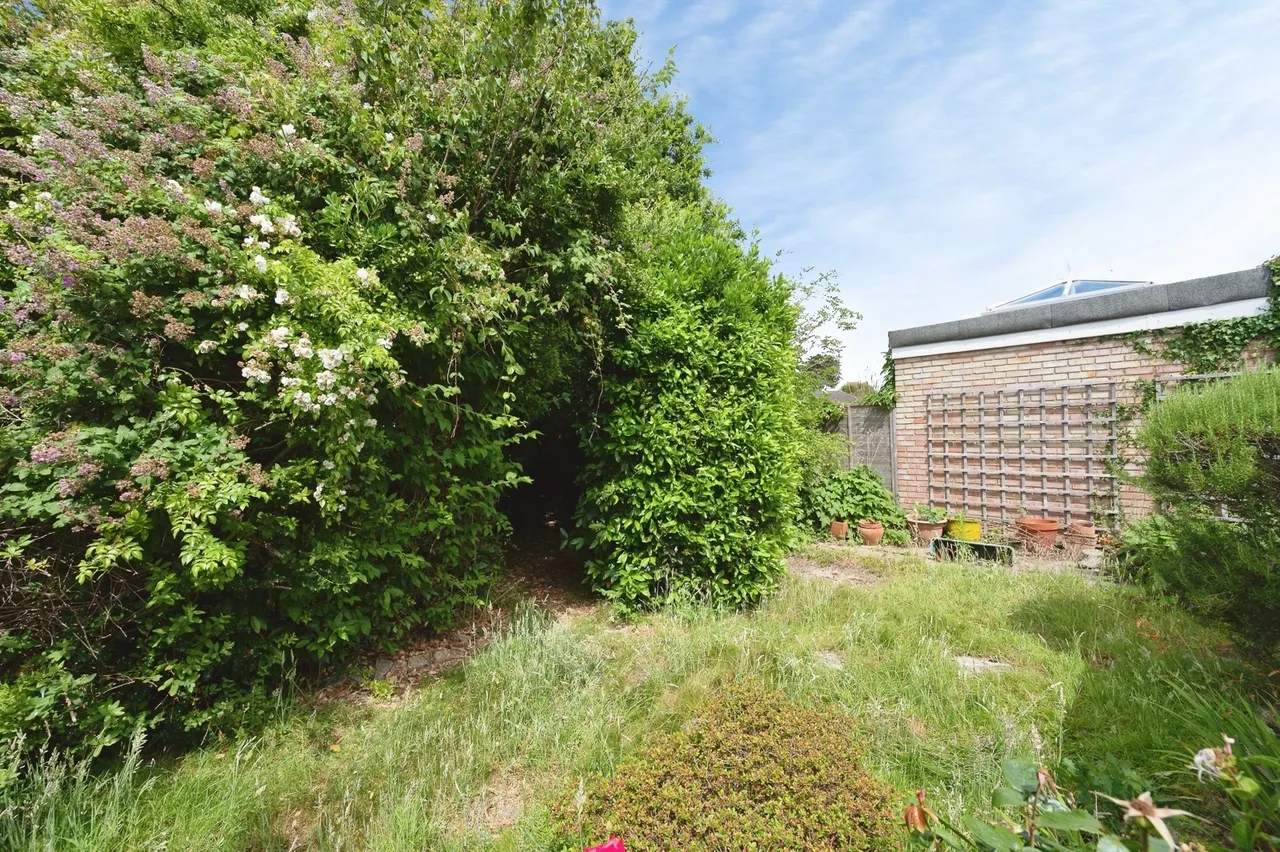 Sea Front Estate, Hayling Island, PO11, photo 9