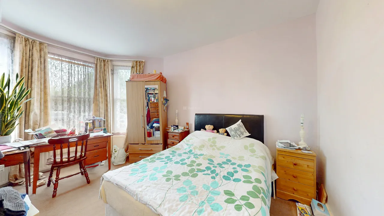 Pembroke Road, N10, photo 3