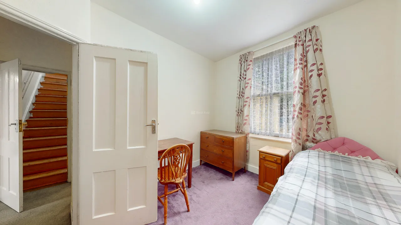 Pembroke Road, N10, photo 9