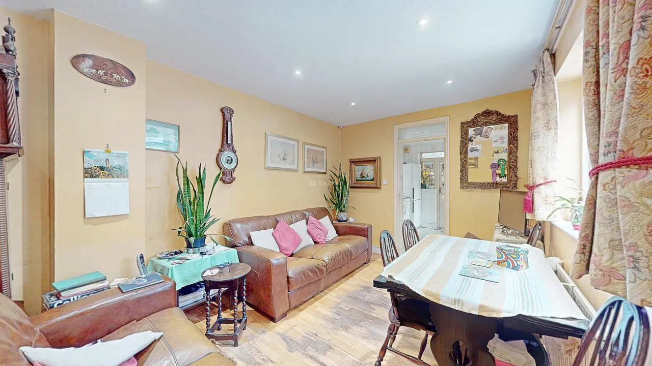 Pembroke Road, N10, photo 8