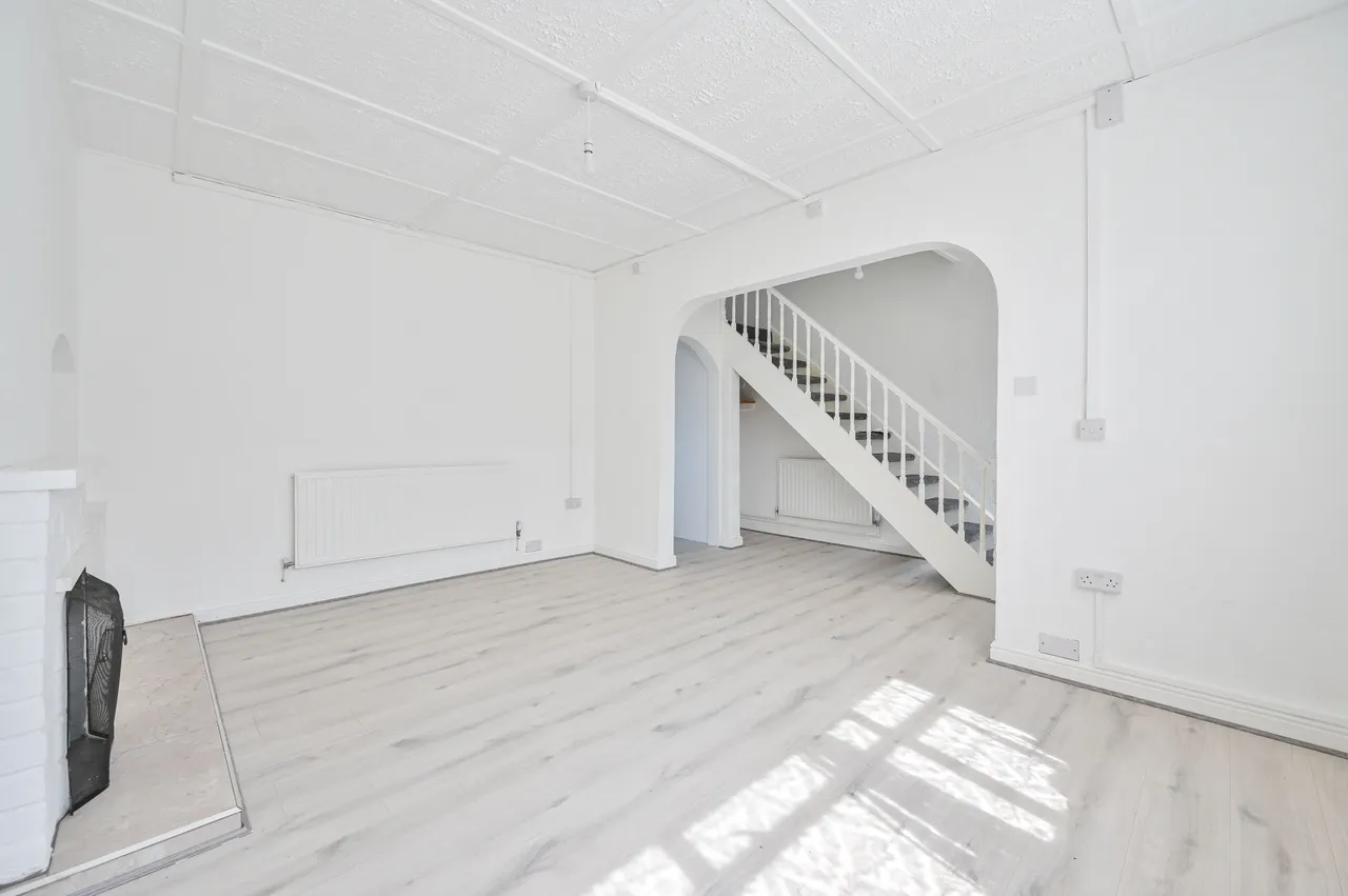 40 Firhill Road, London, photo 3