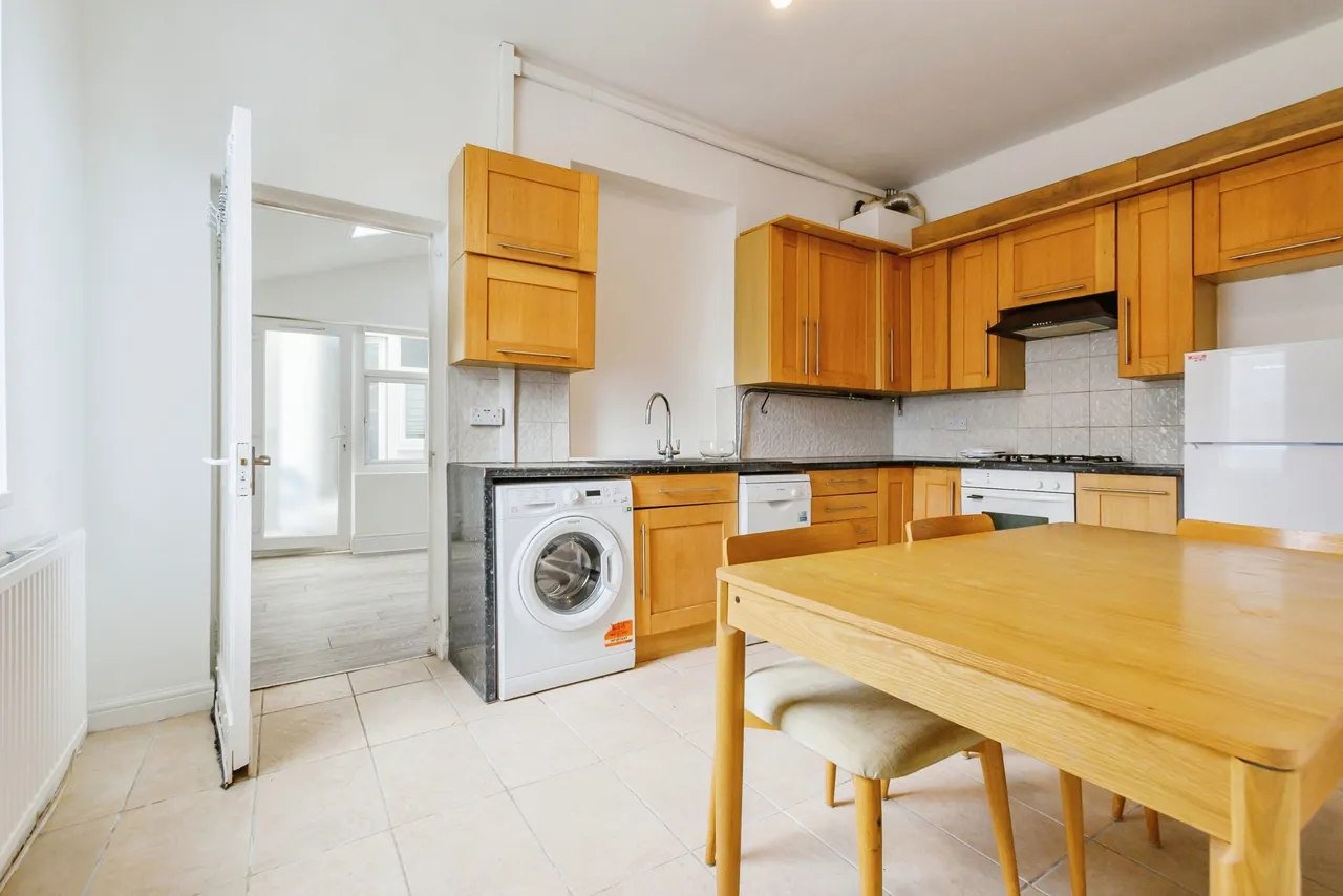 Scholes Street, Bury, BL8, photo 4
