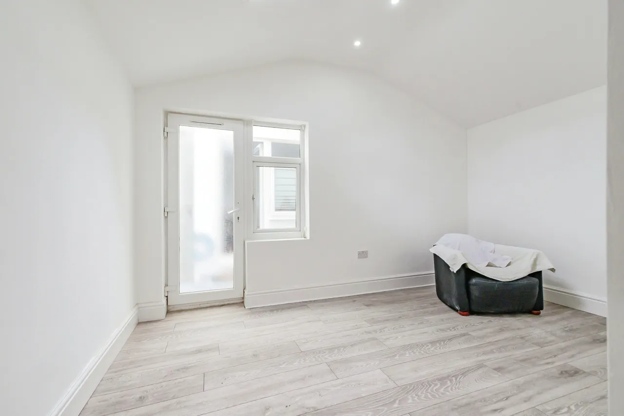 Scholes Street, Bury, BL8, photo 6