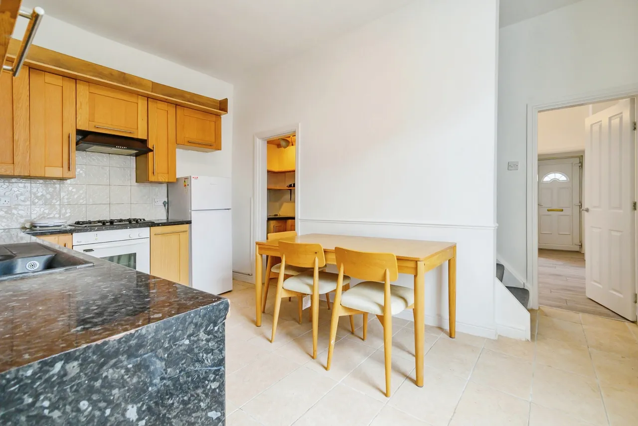 Scholes Street, Bury, BL8, photo 5