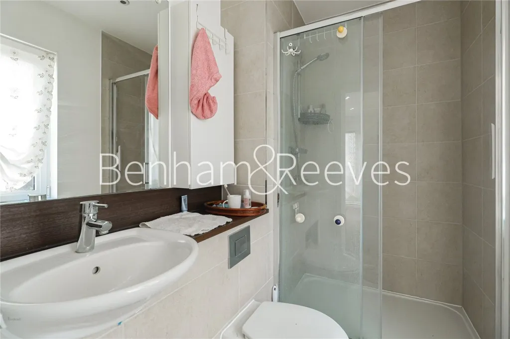 Farnsworth Drive, Edgware, HA8, photo 15