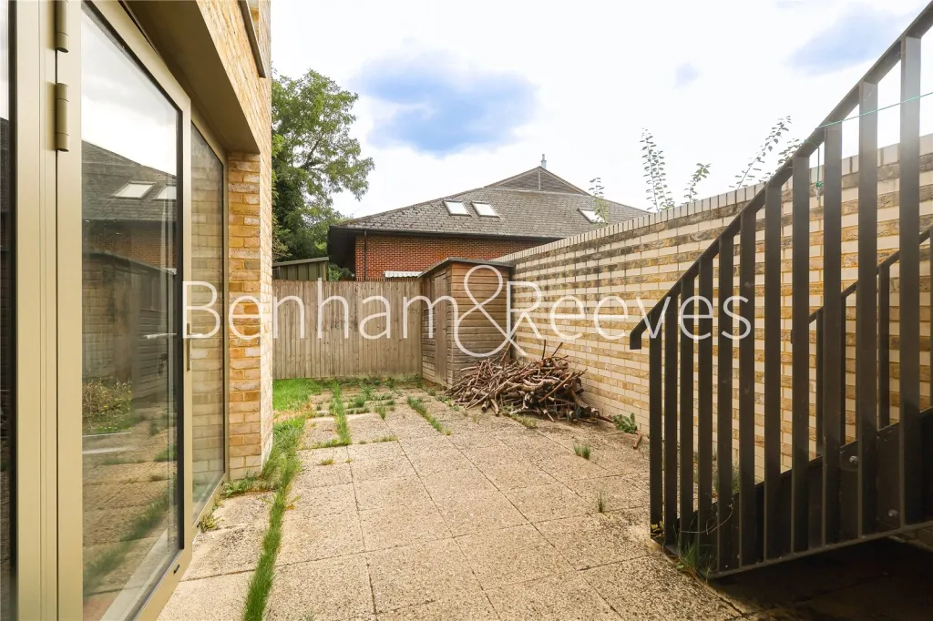 Farnsworth Drive, Edgware, HA8, photo 11