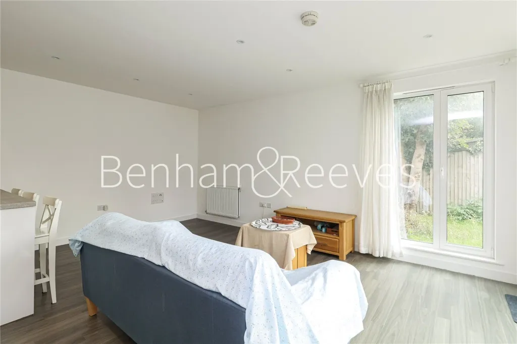 Farnsworth Drive, Edgware, HA8, photo 8