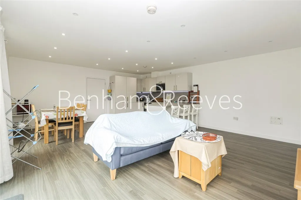 Farnsworth Drive, Edgware, HA8, photo 5