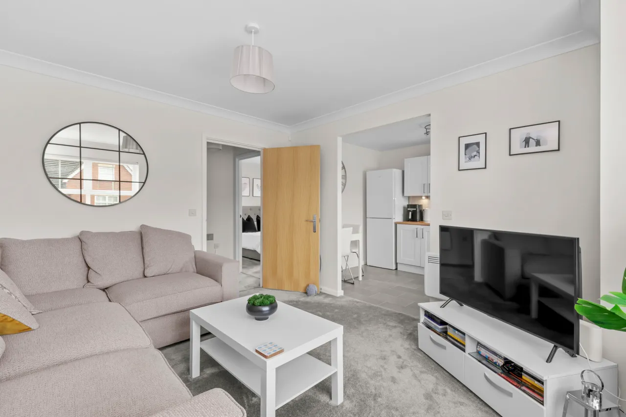 Juniper Drive, Weston Turville, HP22, photo 7