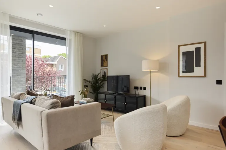 Coverdale Road, Willesden Green, NW2 4BE, photo 12