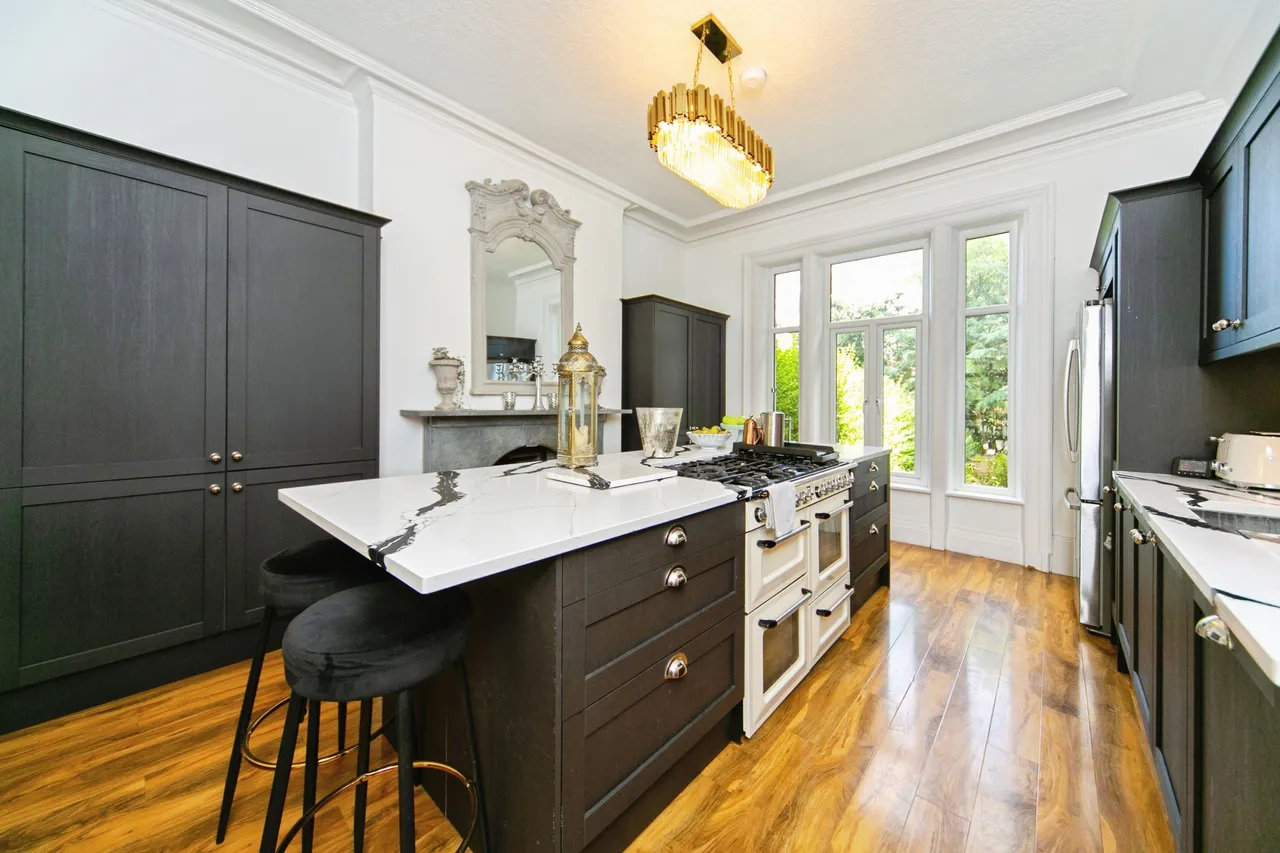 7 bed house for sale, Tollemache Road, Prenton, CH43