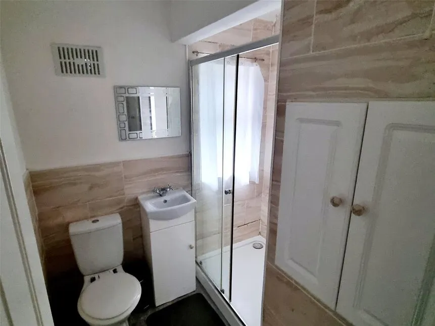 Beechdale Road, Nottingham, NG8, photo 8