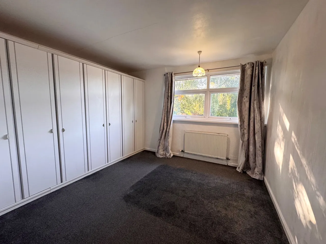 Goodwood Avenue, Sale, M33, photo 6