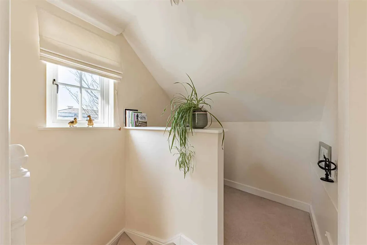 College Gardens, Westgate-On-Sea, Kent, CT8 8EY, photo 22