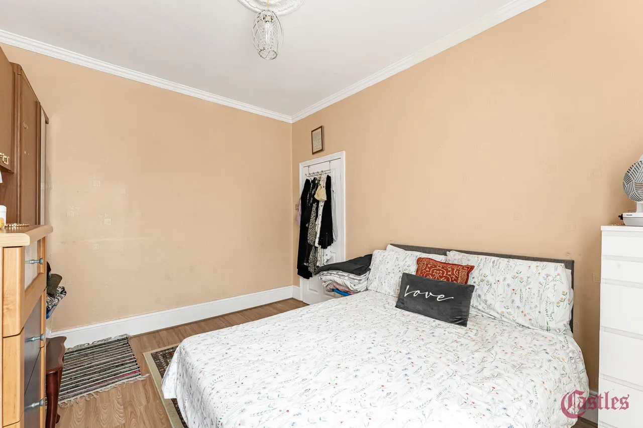 Lea Bridge Road, London, E5, photo 15