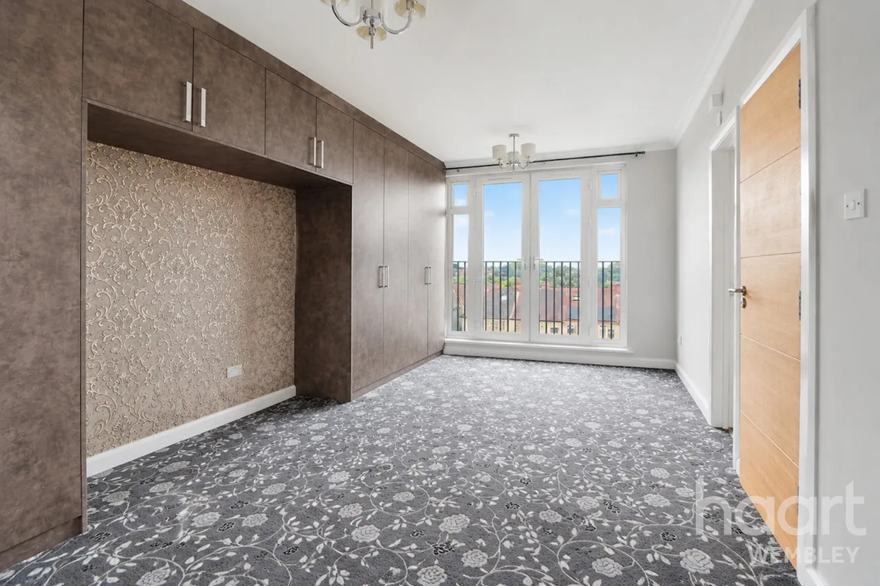 NW9, photo 8