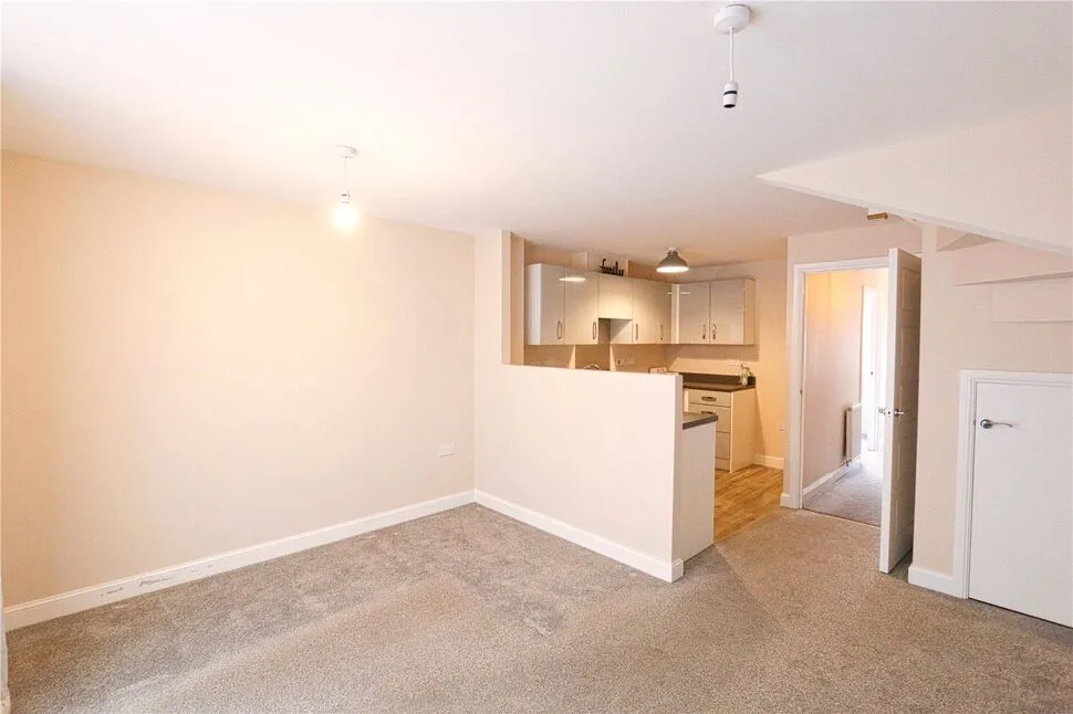 Sgt Mark Stansfield Way, Hyde, Greater Manchester, SK14, photo 2