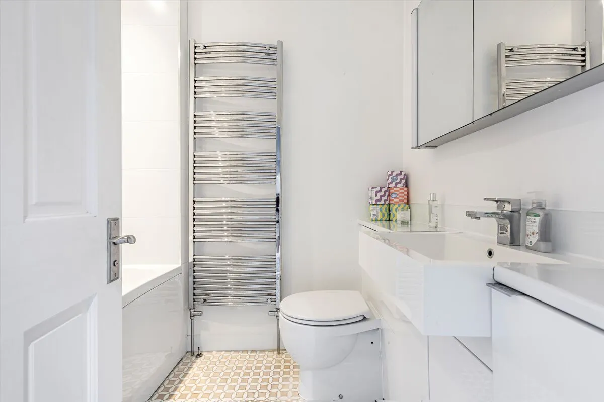 Albert Road, Richmond, TW10, photo 10