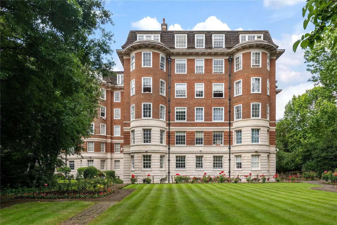 4 bed flat for sale — Park Road, St John's Wood, London, NW8 7RJ