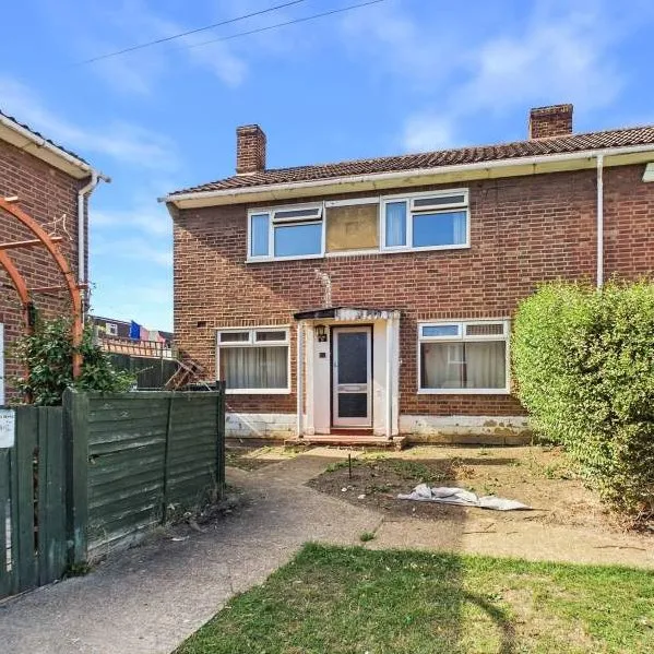 Willcocks Close, Chessington, KT9, photo 12