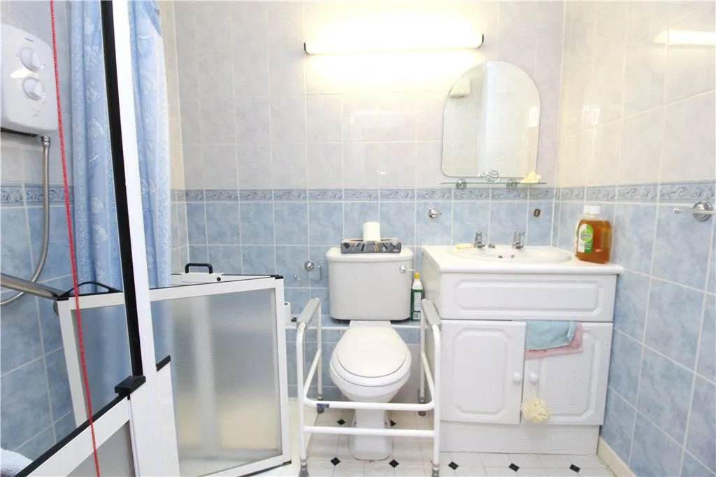 Mount Hermon Road, Woking, GU22, photo 6