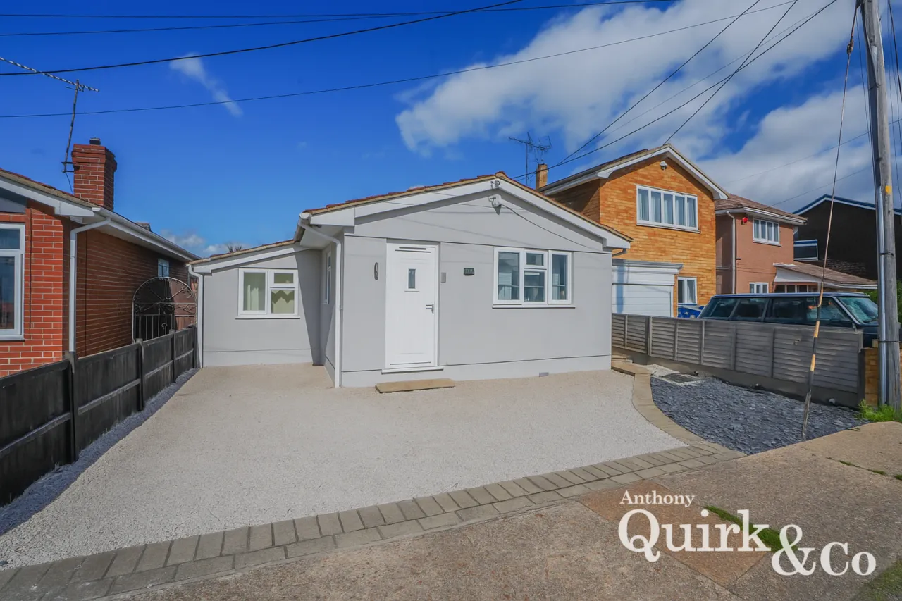 Thisselt Road, Canvey Island, SS8, photo 12