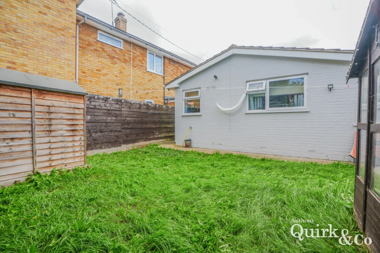 Thisselt Road, Canvey Island, SS8, photo 11