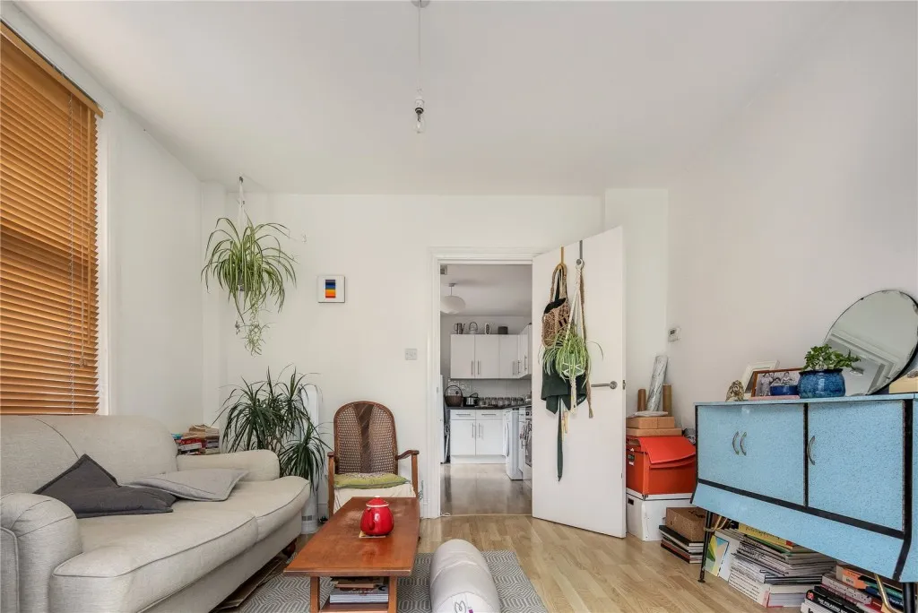 Amhurst Park, N16, photo 8