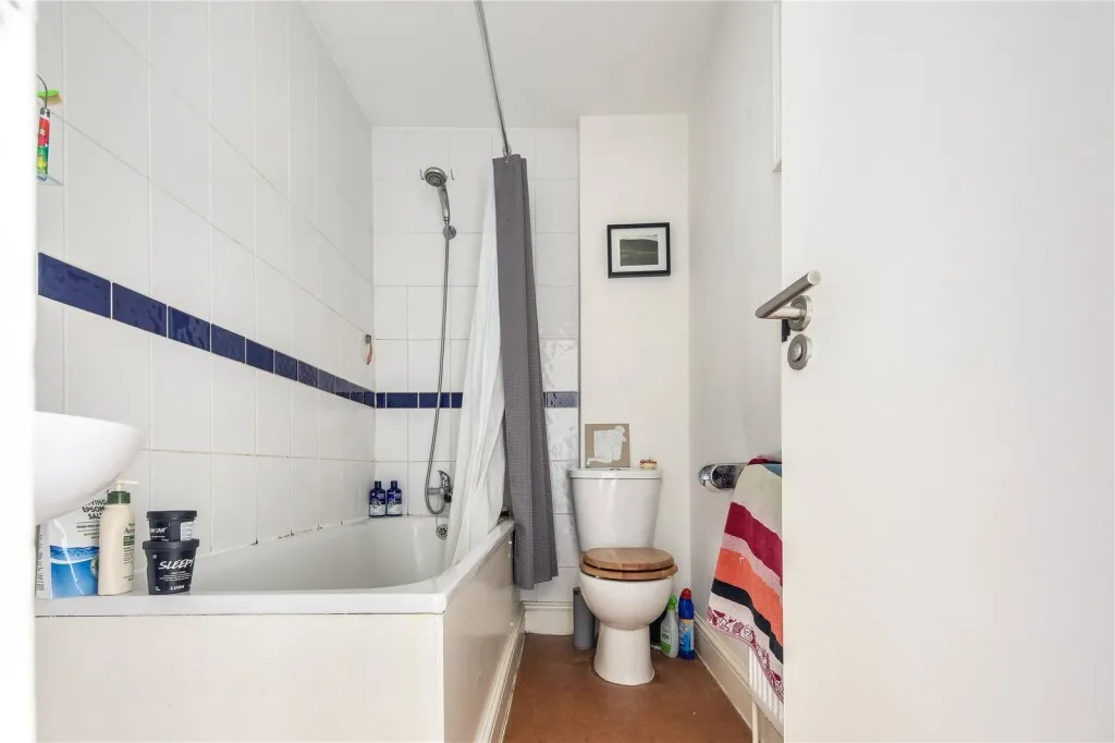 Amhurst Park, N16, photo 12