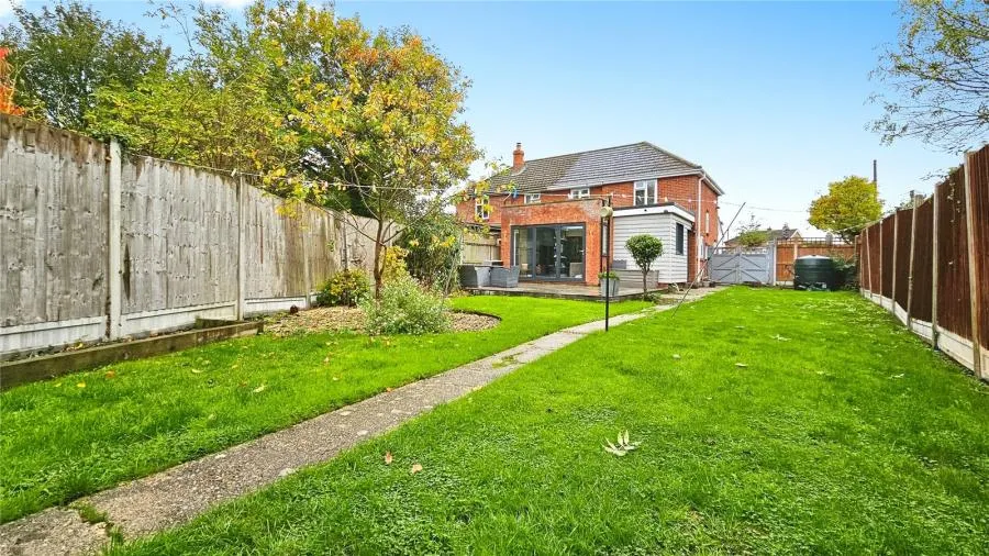 Ashen Road, Ridgewell, CO9, photo 3