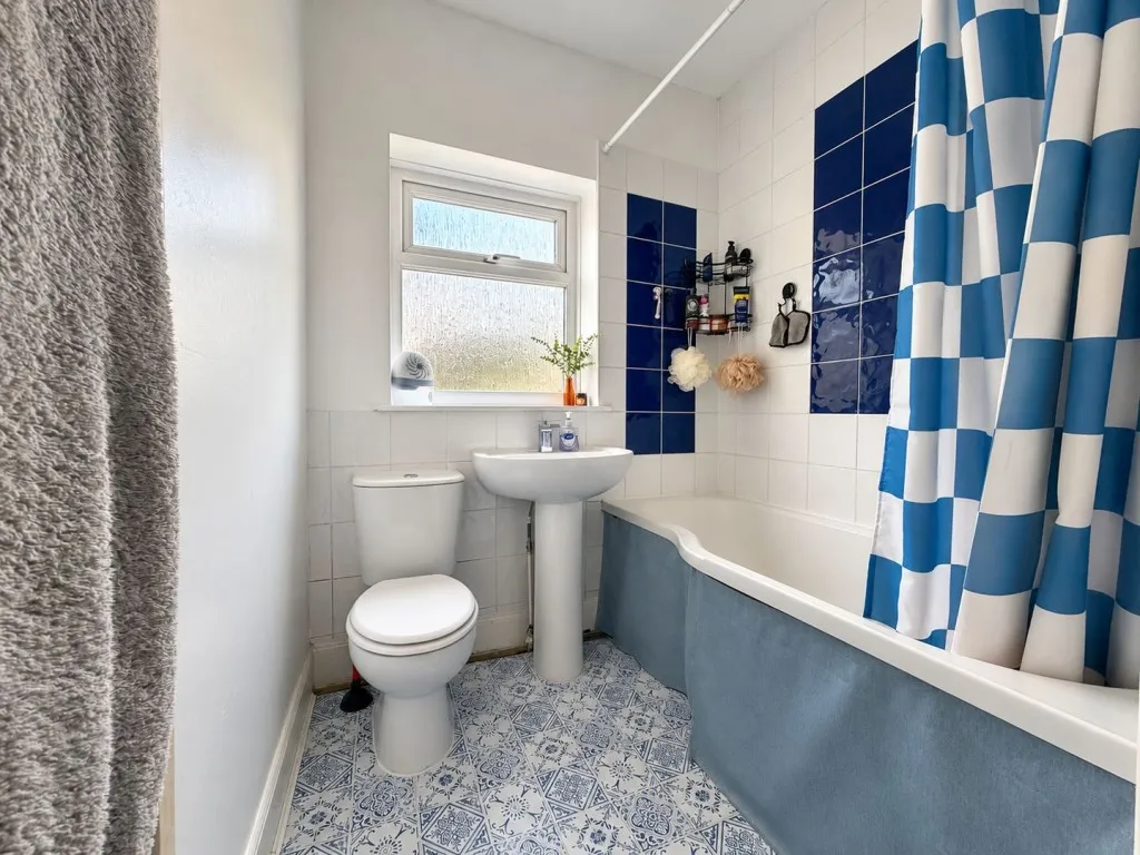 Wilton Road, Bexhill on Sea, photo 6