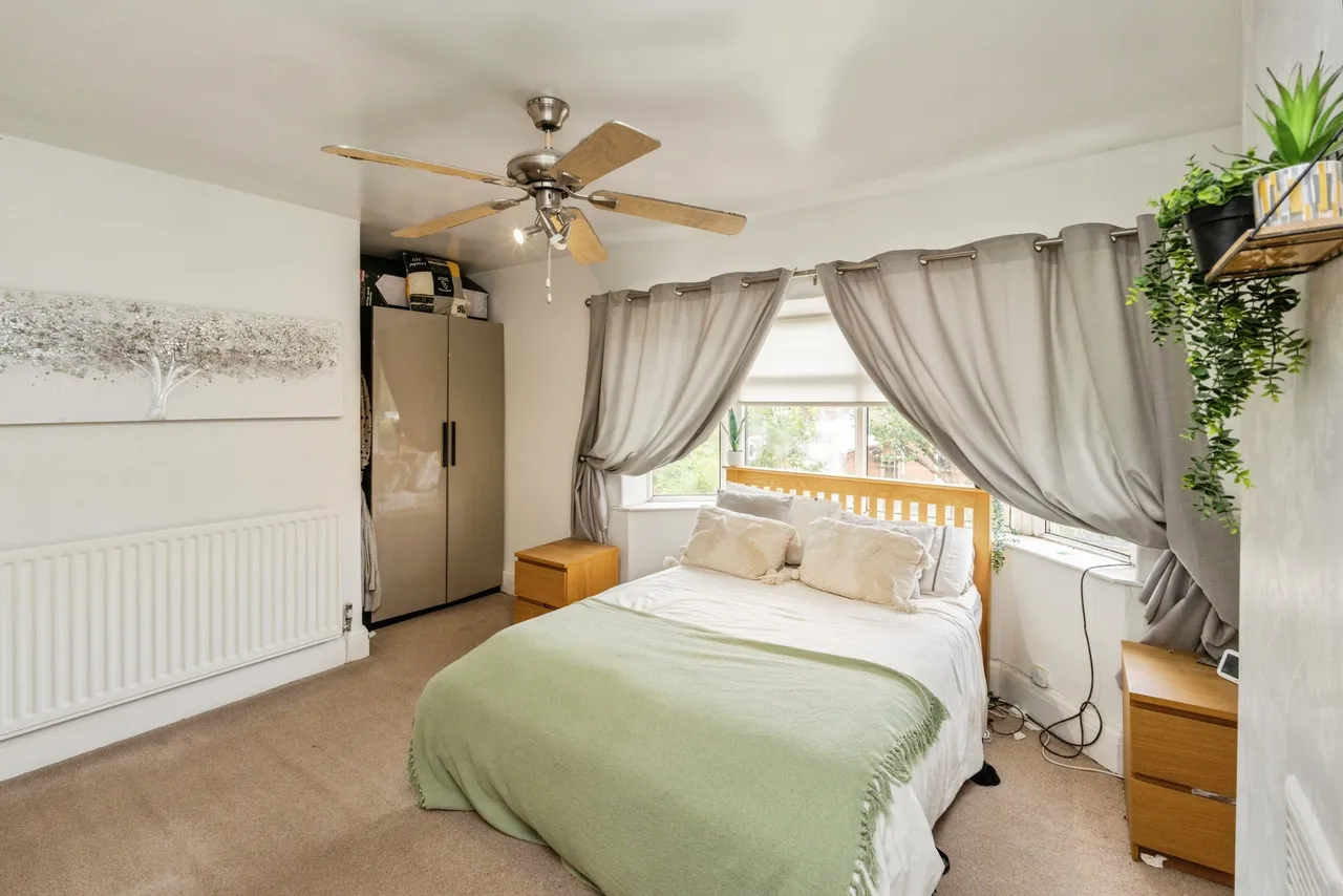 Hallows Avenue, Warrington, WA2, photo 9