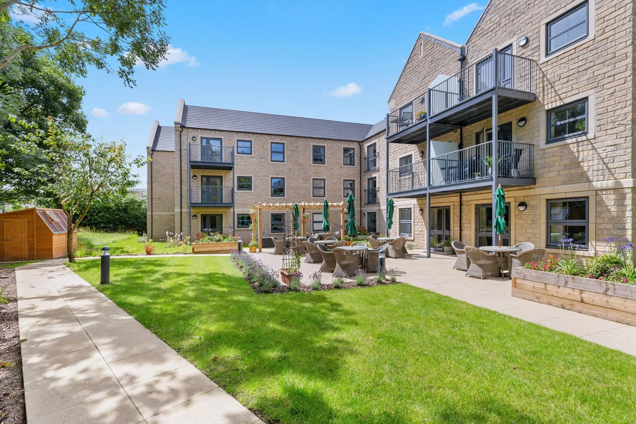 Summer Court, Burley in Wharfedale, LS29, photo 49