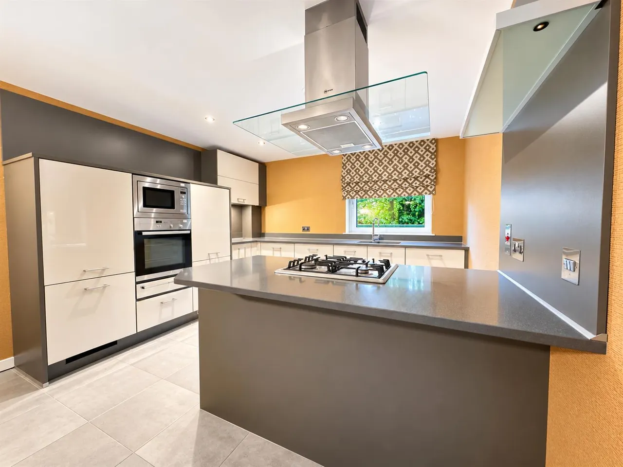 Silvertrees Wynd, Bothwell, G71, photo 4