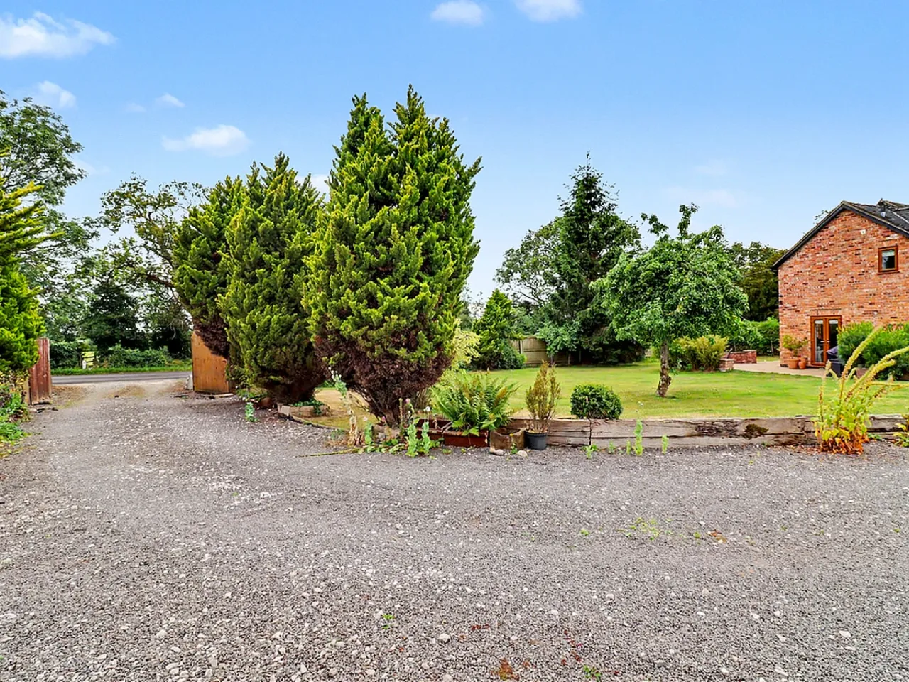 Wrexham Road, Tarporley, photo 14