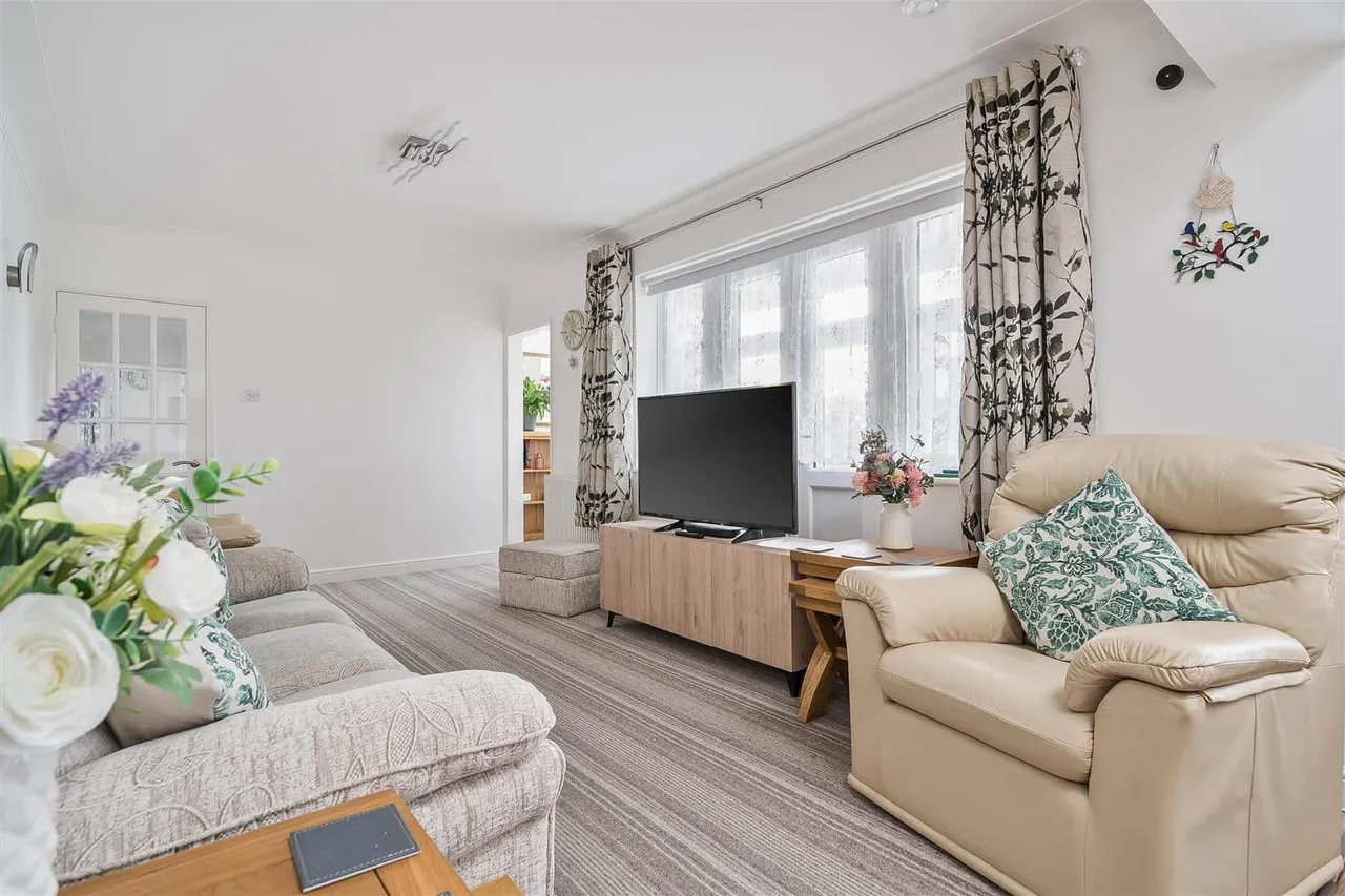 Bowes Avenue, Margate, Kent, CT9 5EP, photo 4