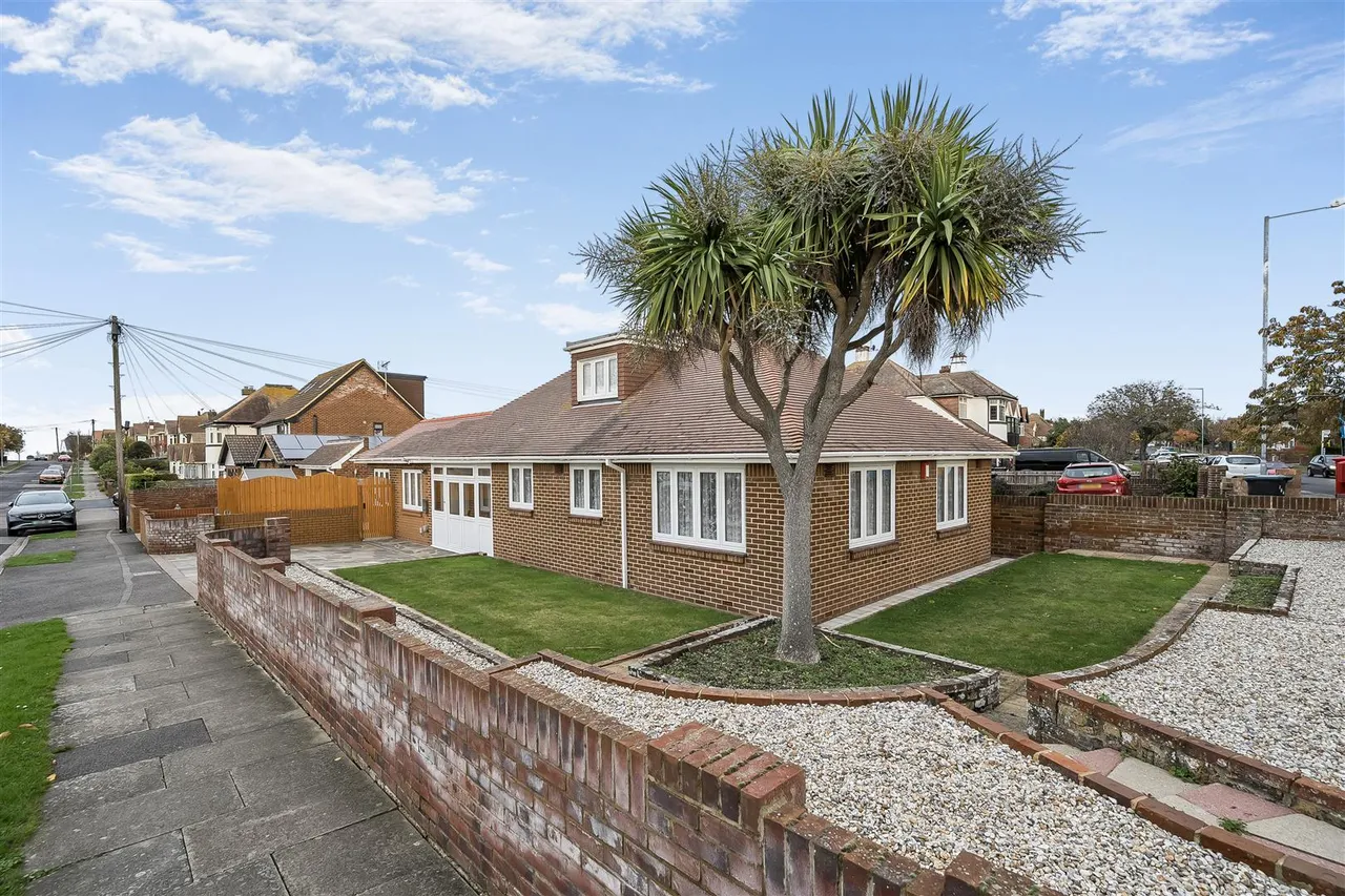 Bowes Avenue, Margate, Kent, CT9 5EP, photo 8