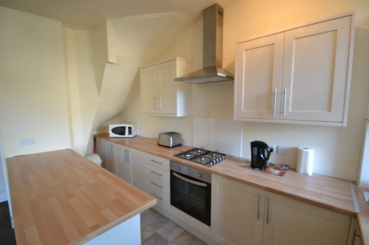 Clement Street, Huddersfield, photo 2