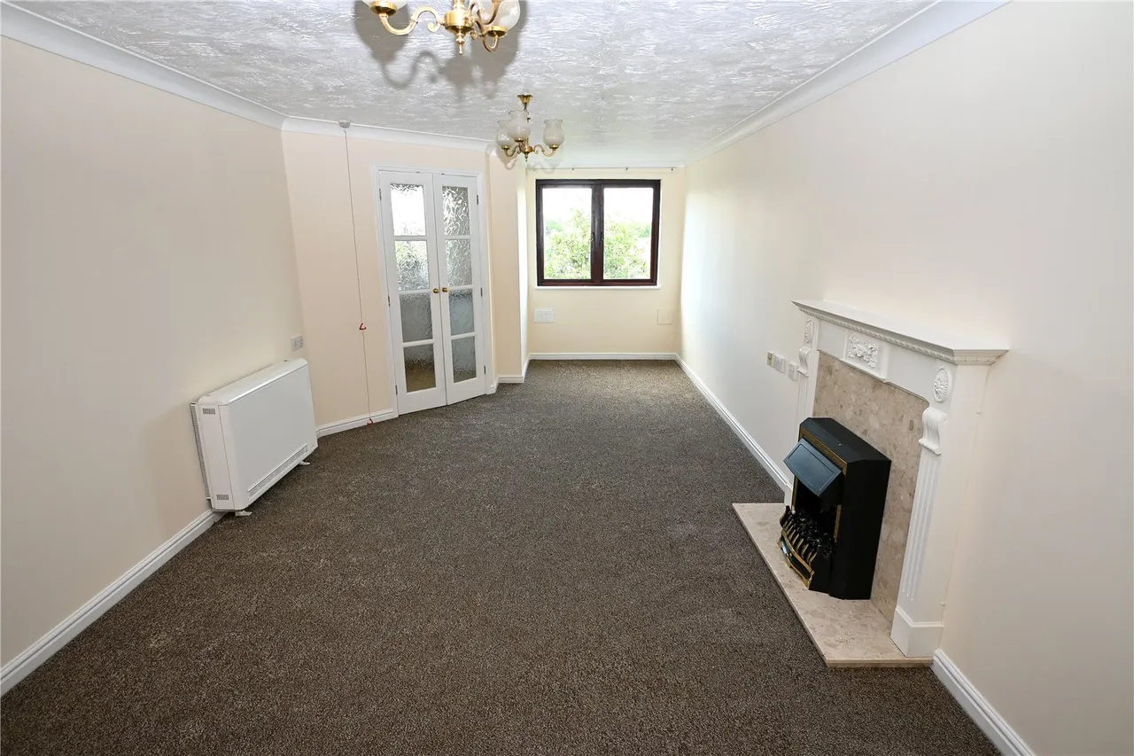 Ashill Road, Rednal, Birmingham, West Midlands, B45 9YB, photo 2
