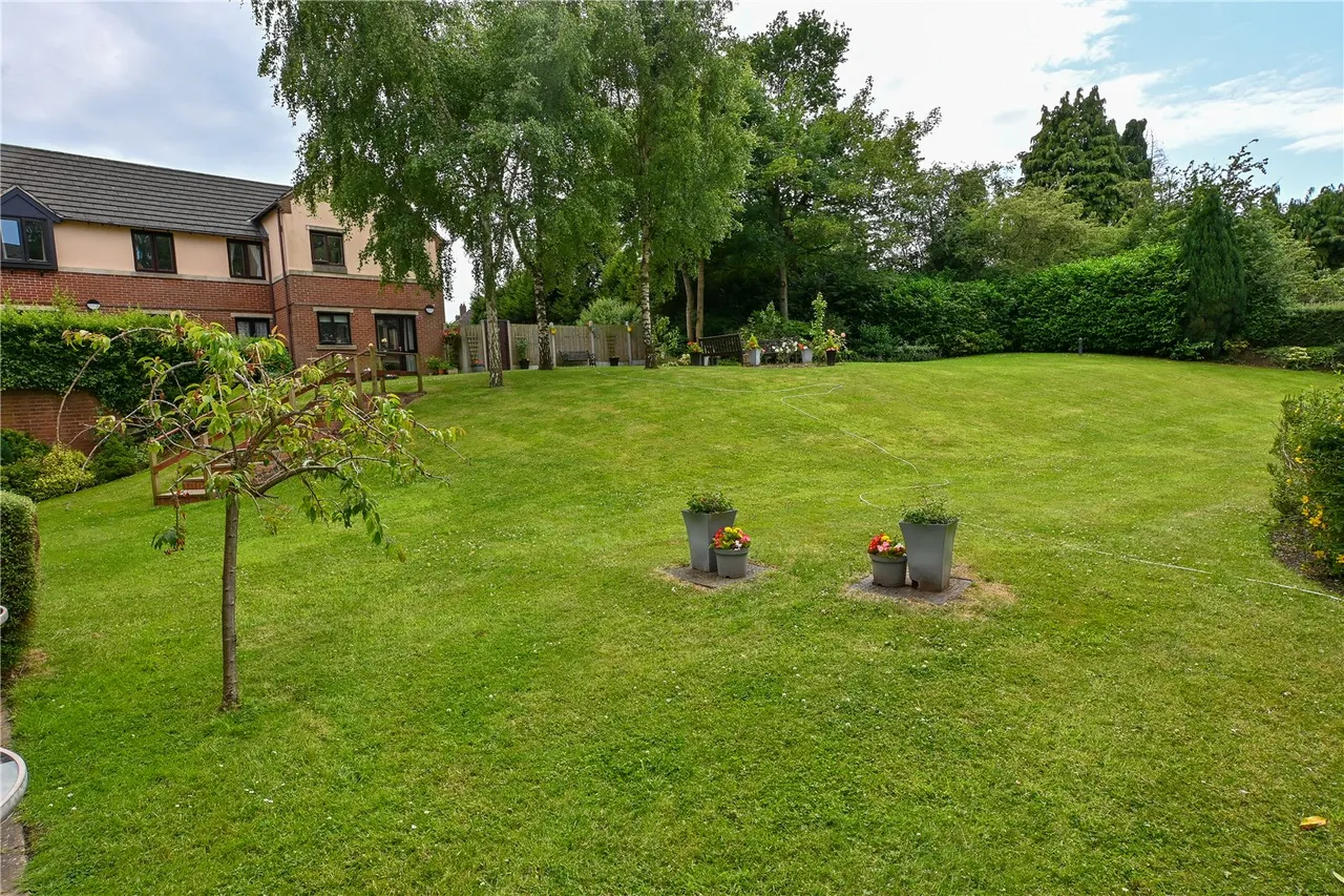 Ashill Road, Rednal, Birmingham, West Midlands, B45 9YB, photo 9