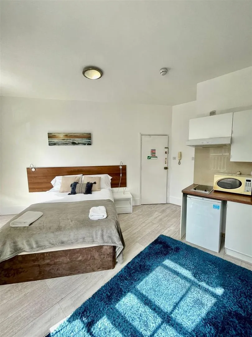 Knaresborough Place, London, SW5, photo 4