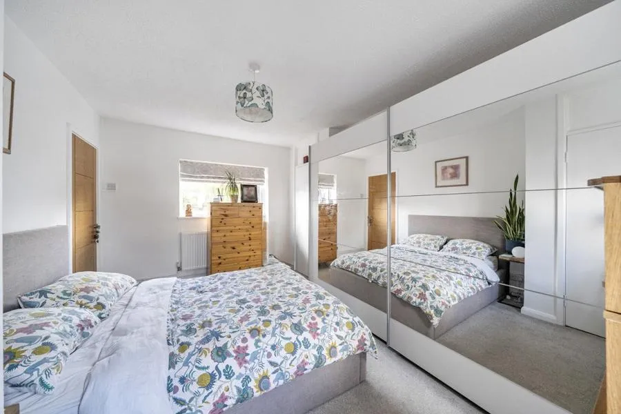 Cavalry Crescent, Windsor, SL4, photo 6