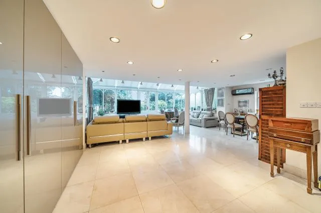 Dollis Avenue, London, N3, photo 8